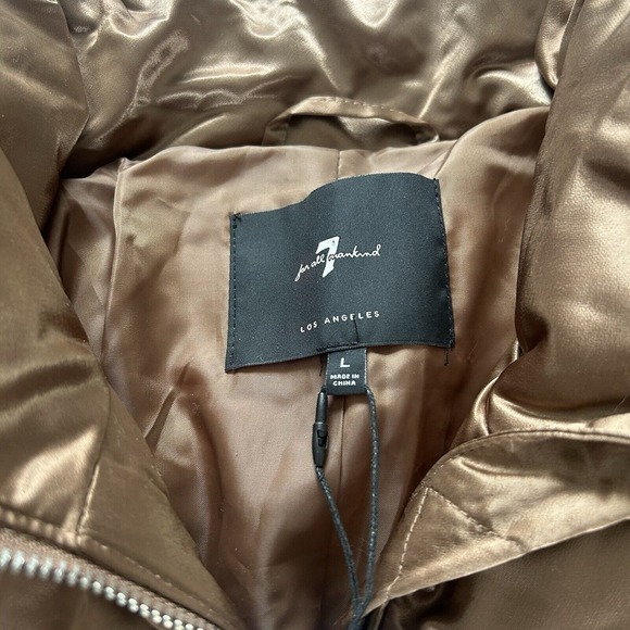 7 For All Mankind Cropped Puffer Jacket Bronze Size L NWT - Picture 3 of 8